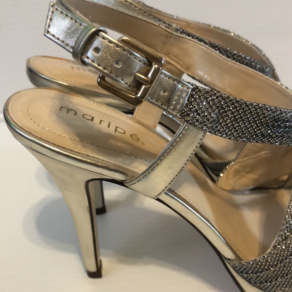 Gold heels with a silver sparkle Sz 8.5 - Picture 6 of 14